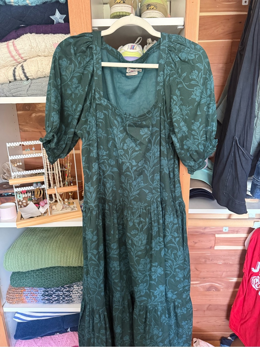 FAHERTY SOMERSET MAXI DRESS SIZE MEDIUM